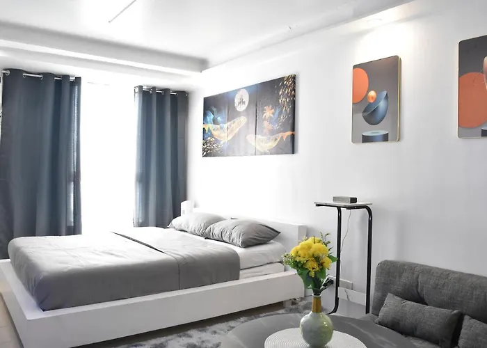 F&ds Condotel *